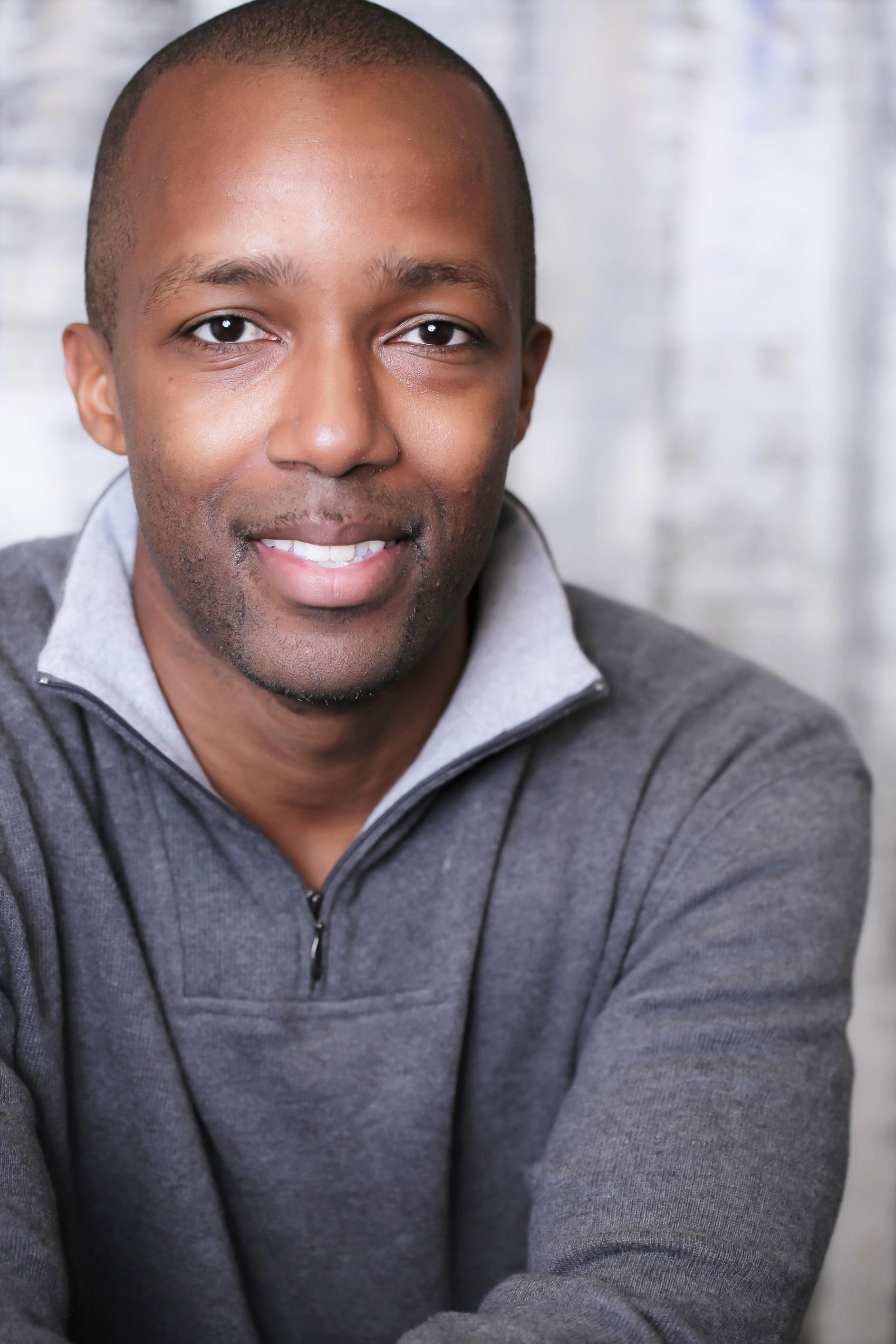 actor Moses Weathers large photo