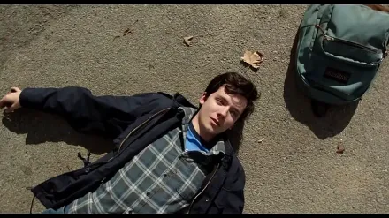 Trailer thumbnail