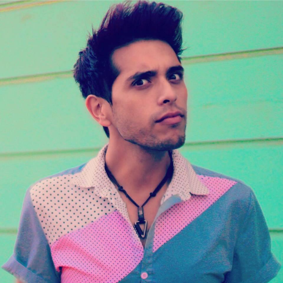 actor Brandon Rogers large photo