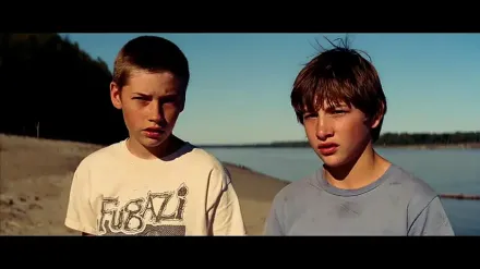 Trailer thumbnail