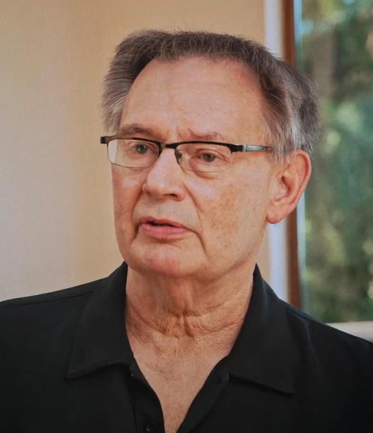 actor Bill Straw large photo