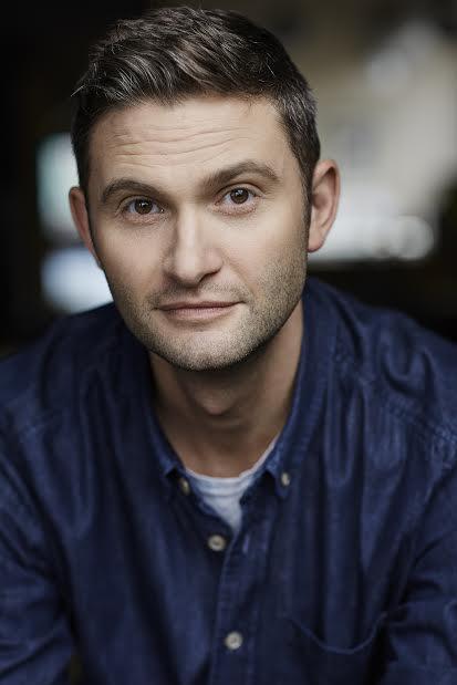 actor Brent Skagford large photo