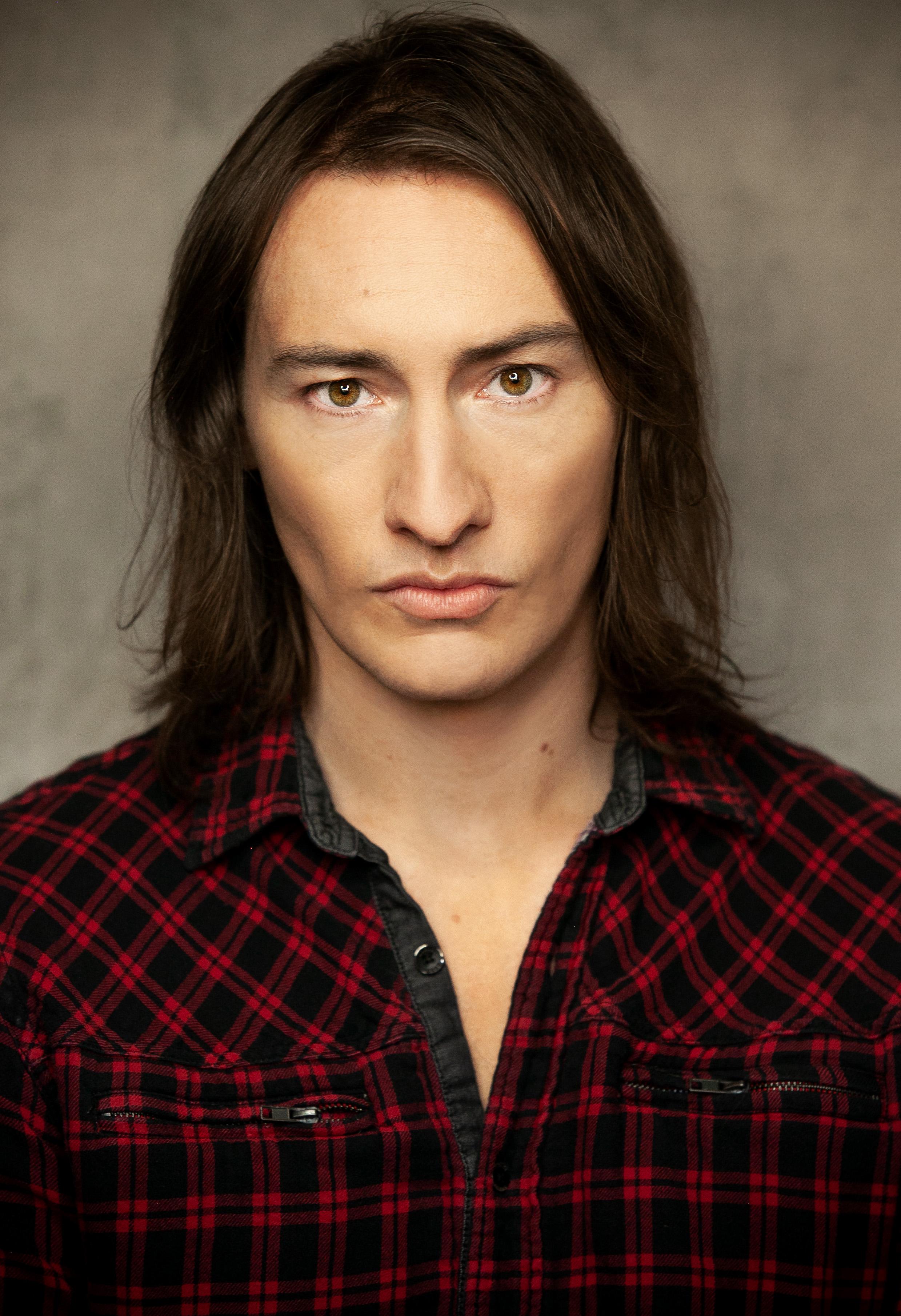 actor Nick Caisse large photo