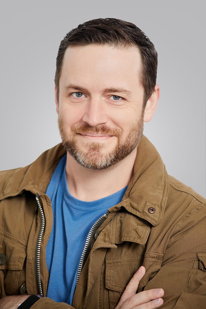 actor Aaron Burdette large photo