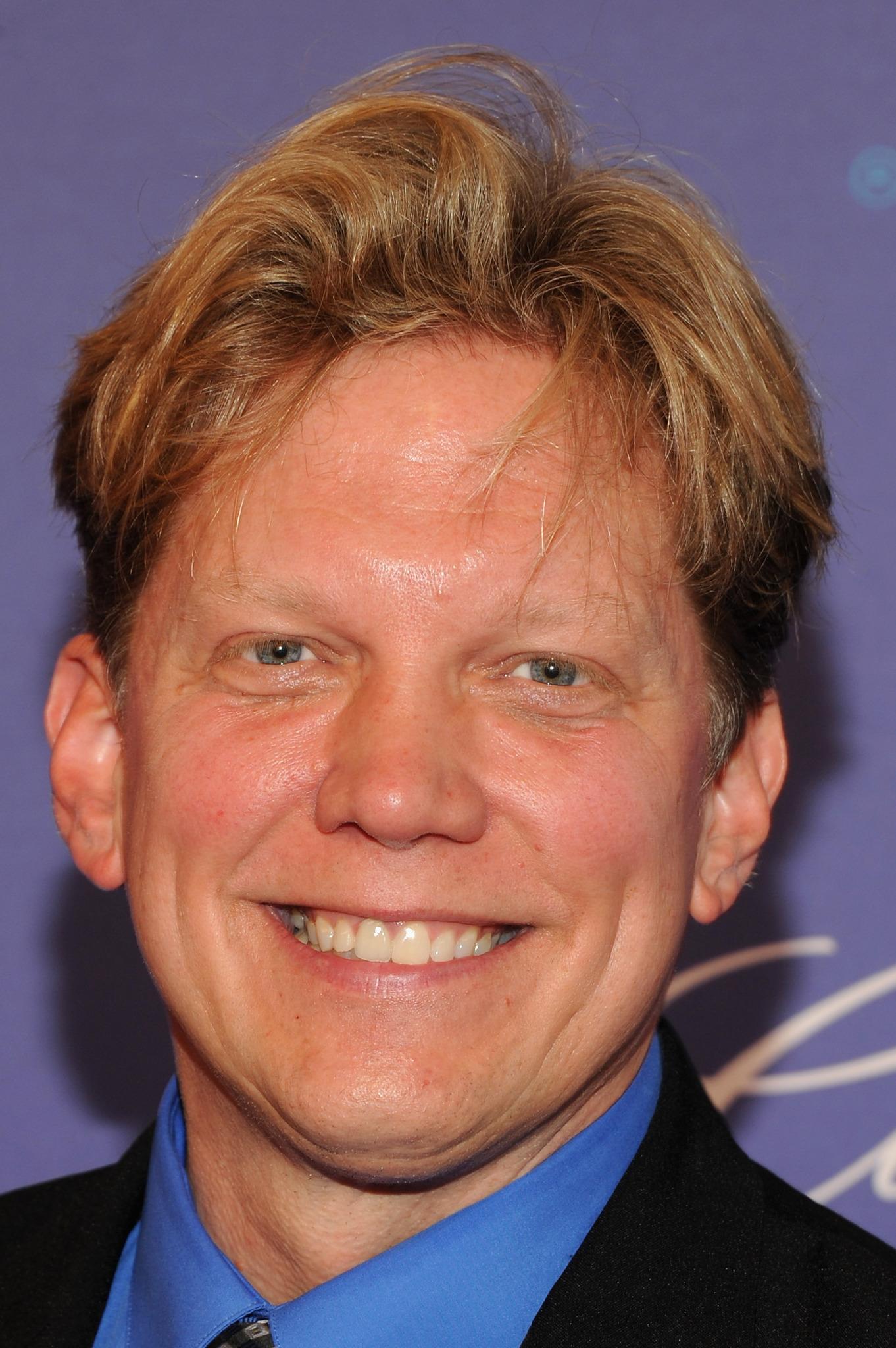 actor Rob Bowman large photo