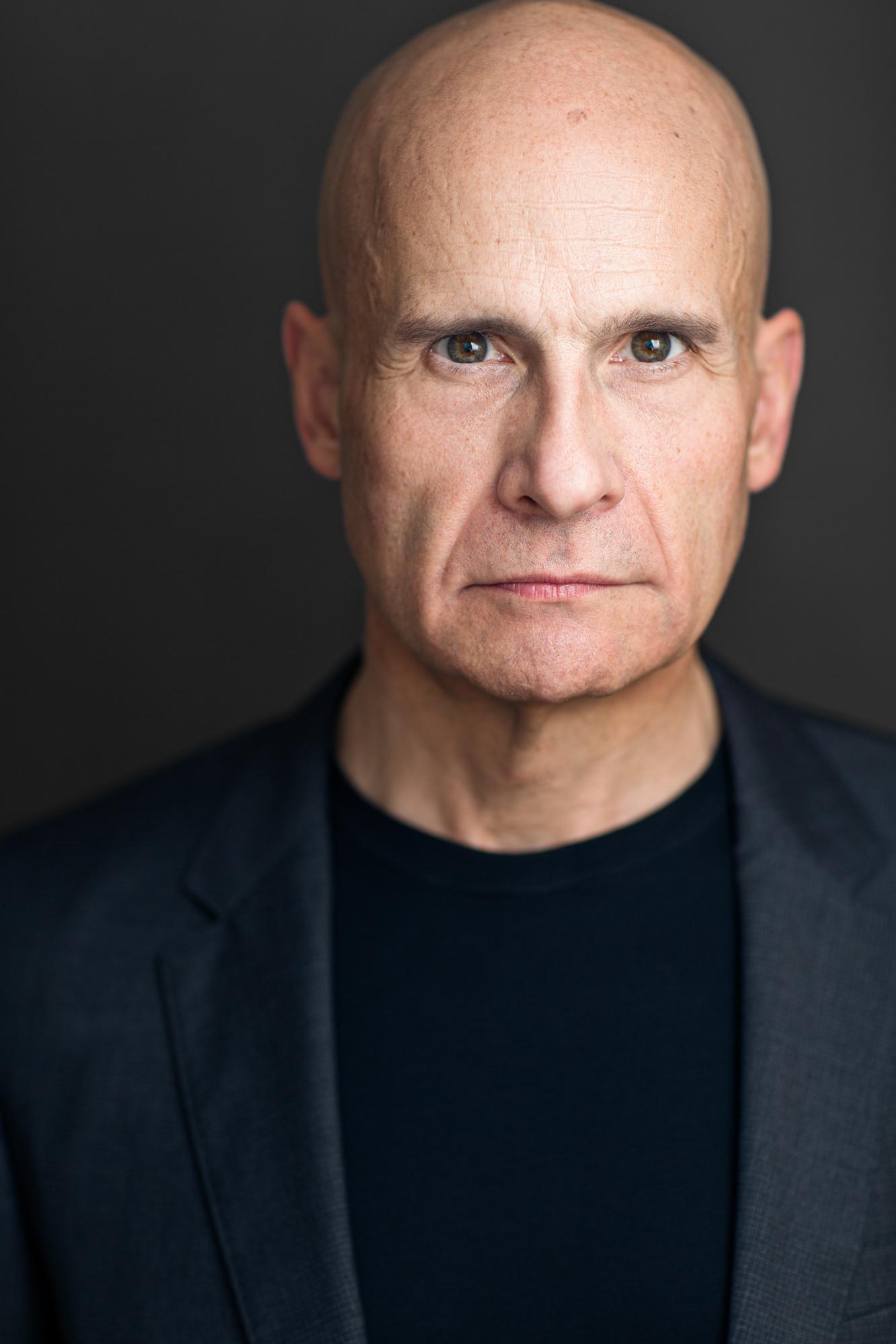 actor Ken Godmere large photo