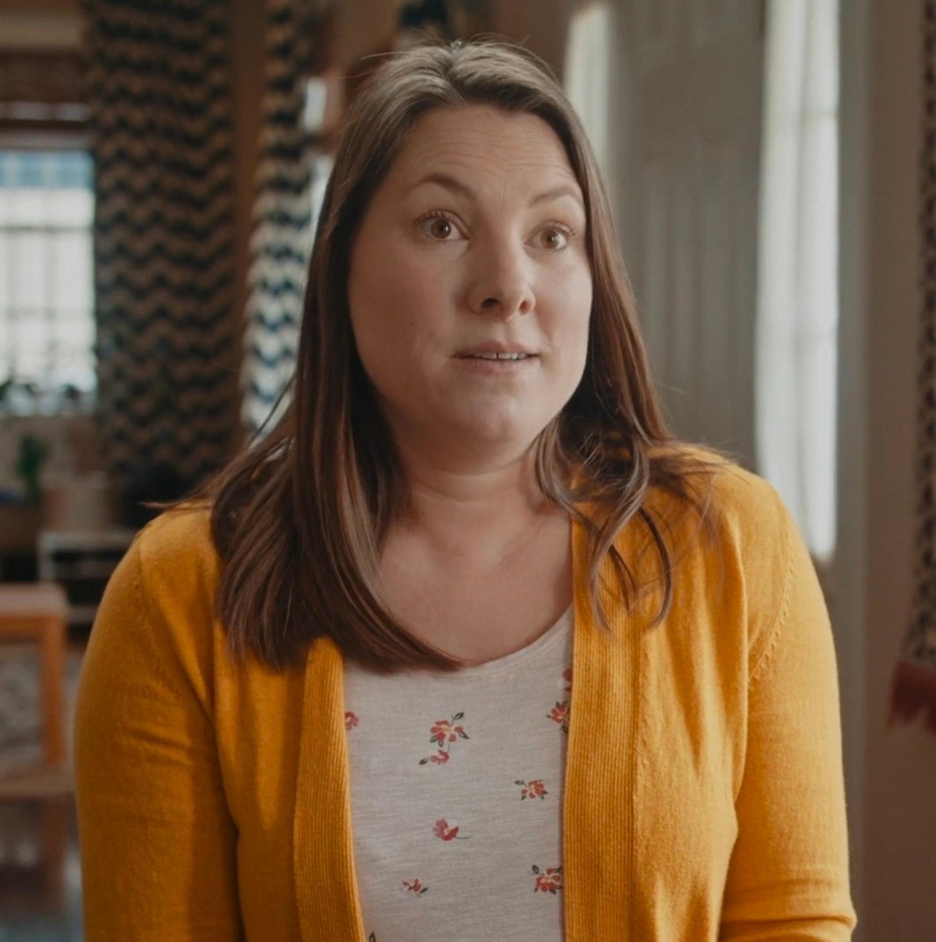 actor Genevieve Graham large photo