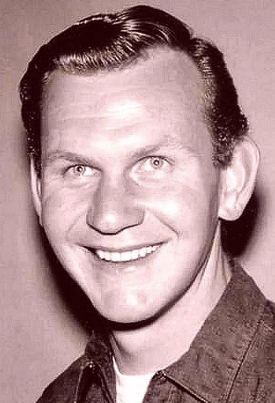 actor Frank Chase large photo