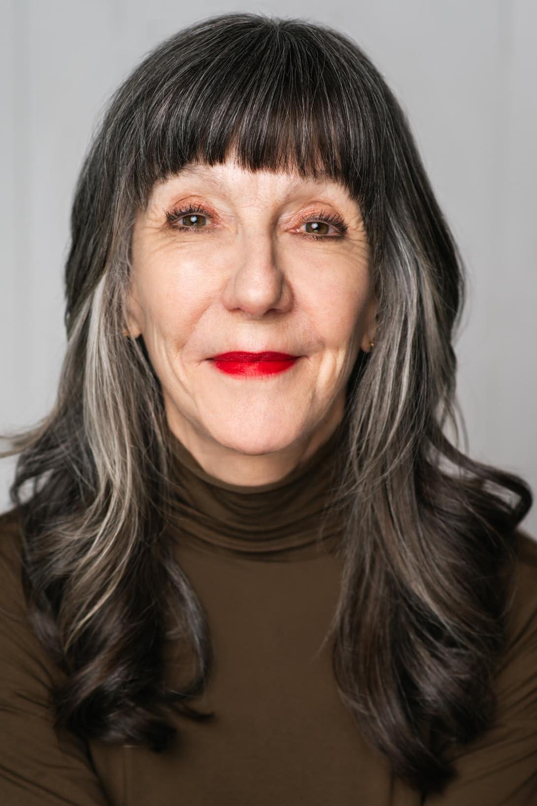 actor Linda Pollard large photo