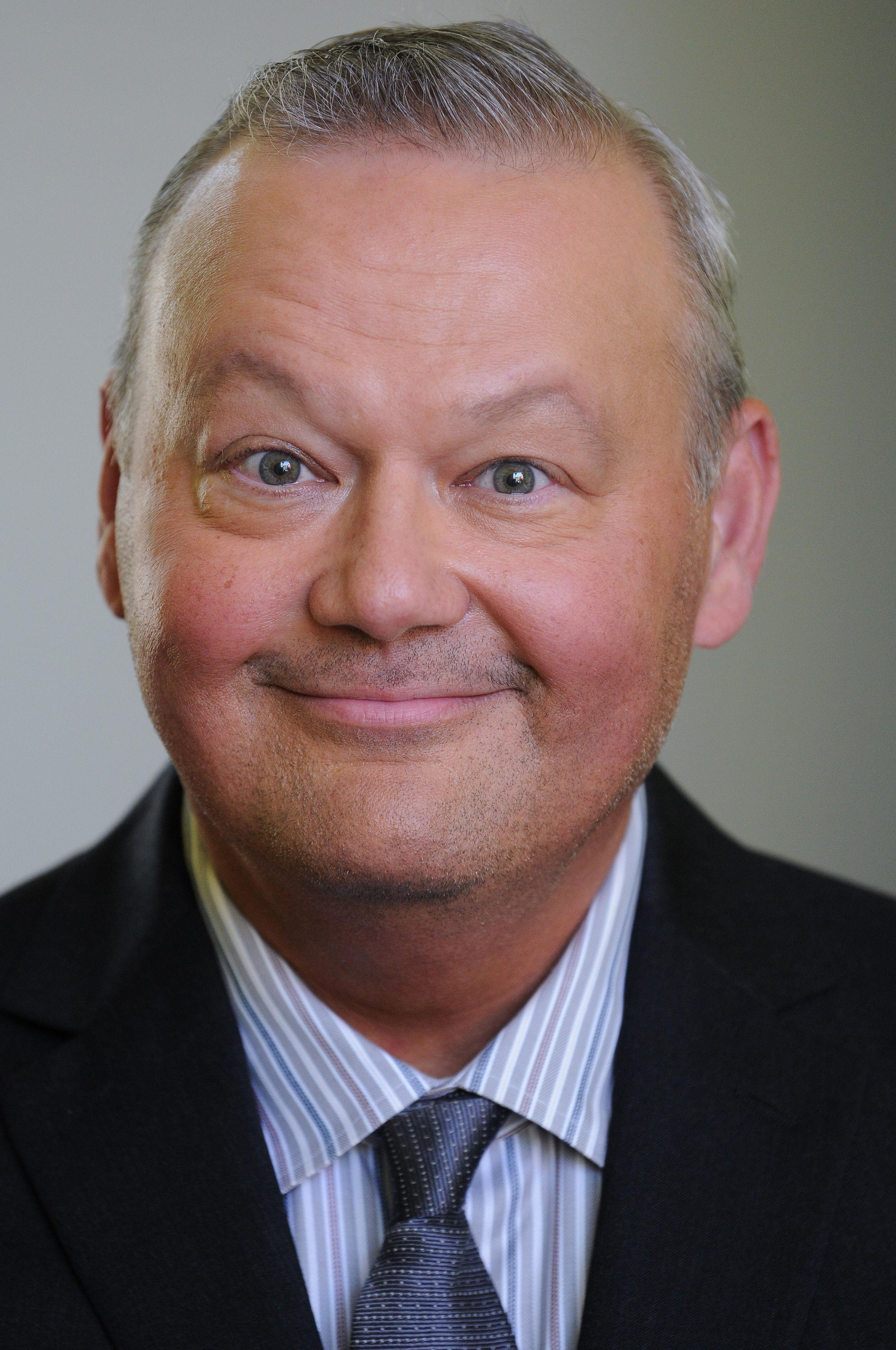 actor Derek Stefan large photo