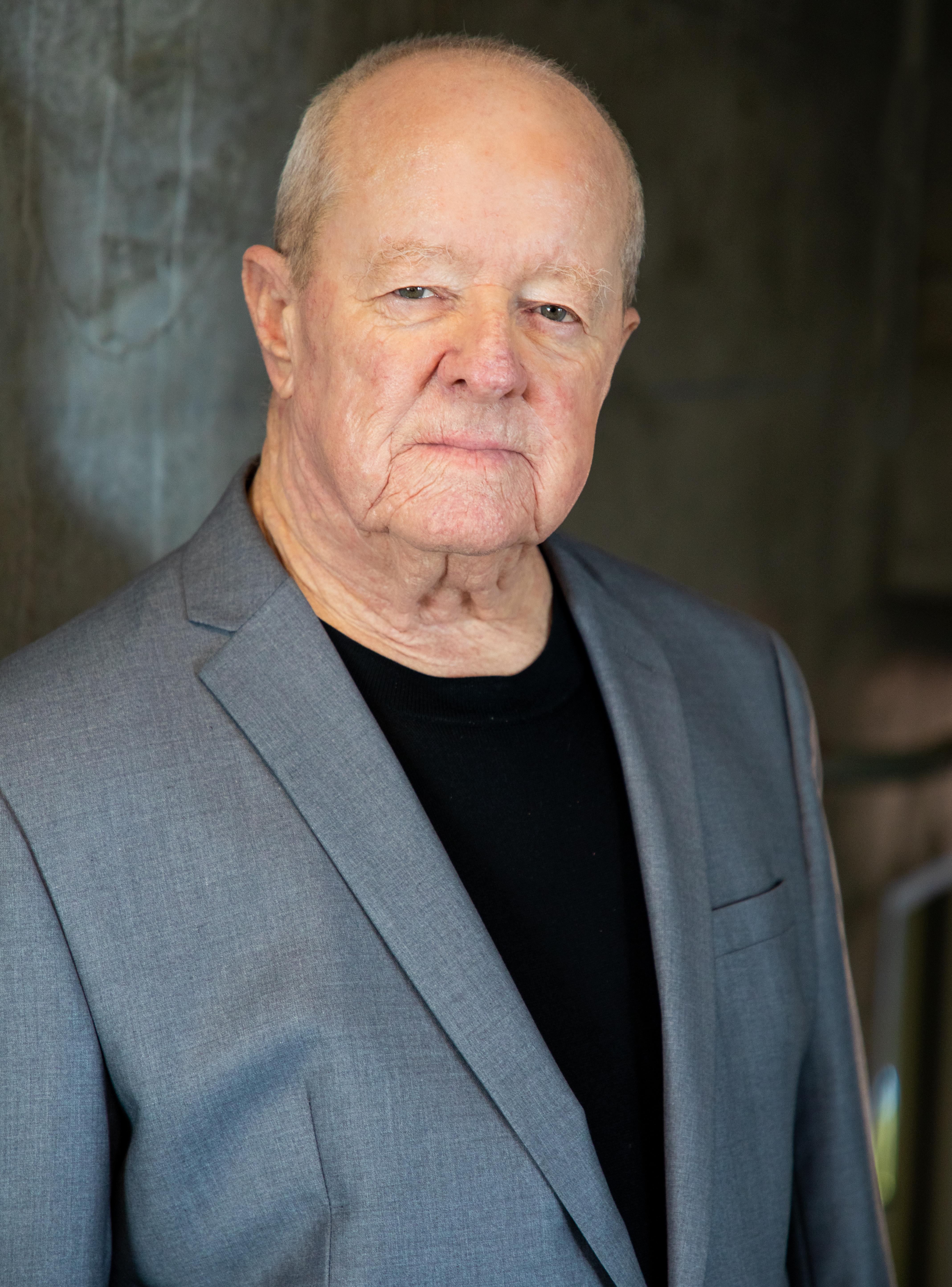 actor Ray Watters large photo