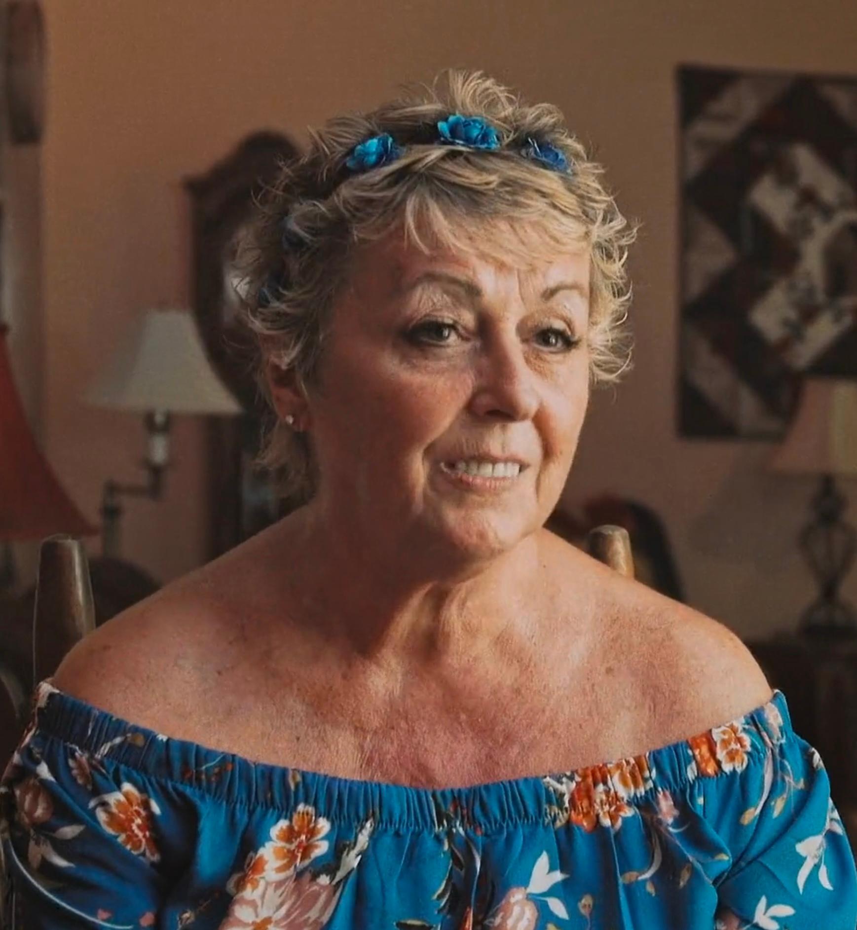 actor Donna Disparti large photo