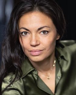 actor Mia Harris large photo