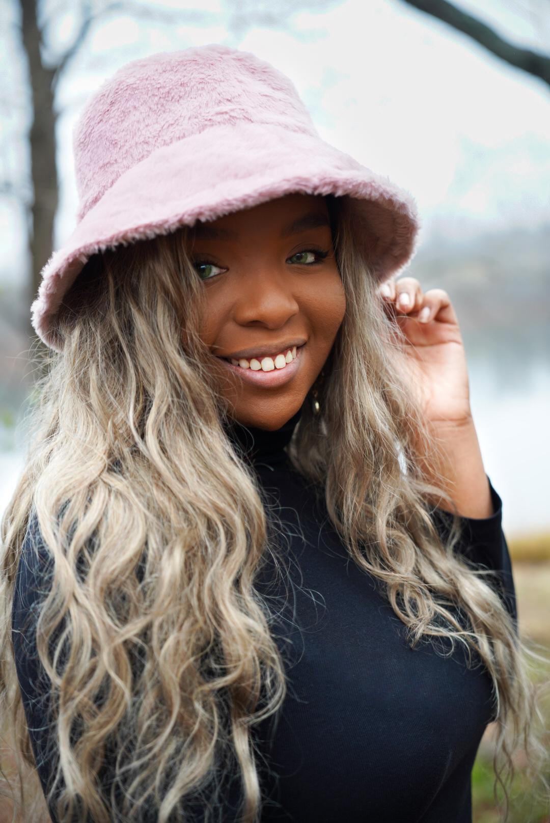 actor Raven Jackson large photo