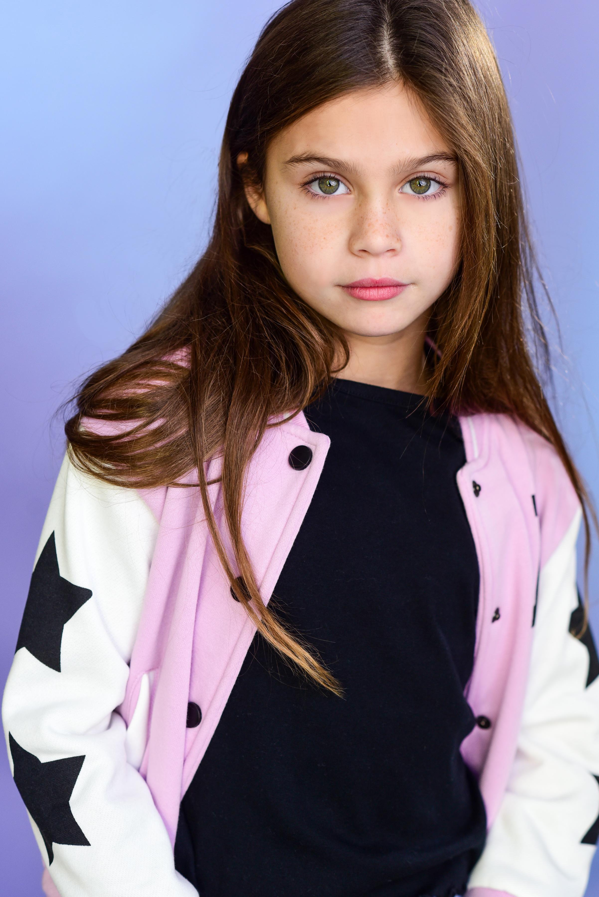 actor Mélodie Rose Romano large photo