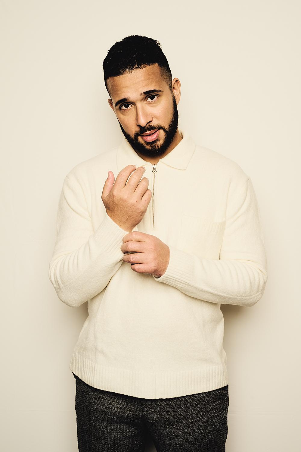 actor Nicholas Velez large photo