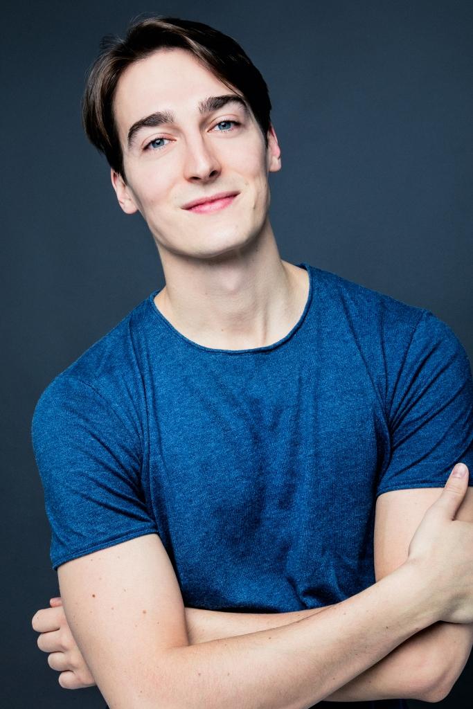 actor Guillaume Rodrigue large photo