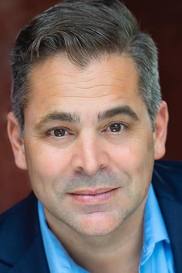 actor Richard Bernstein large photo