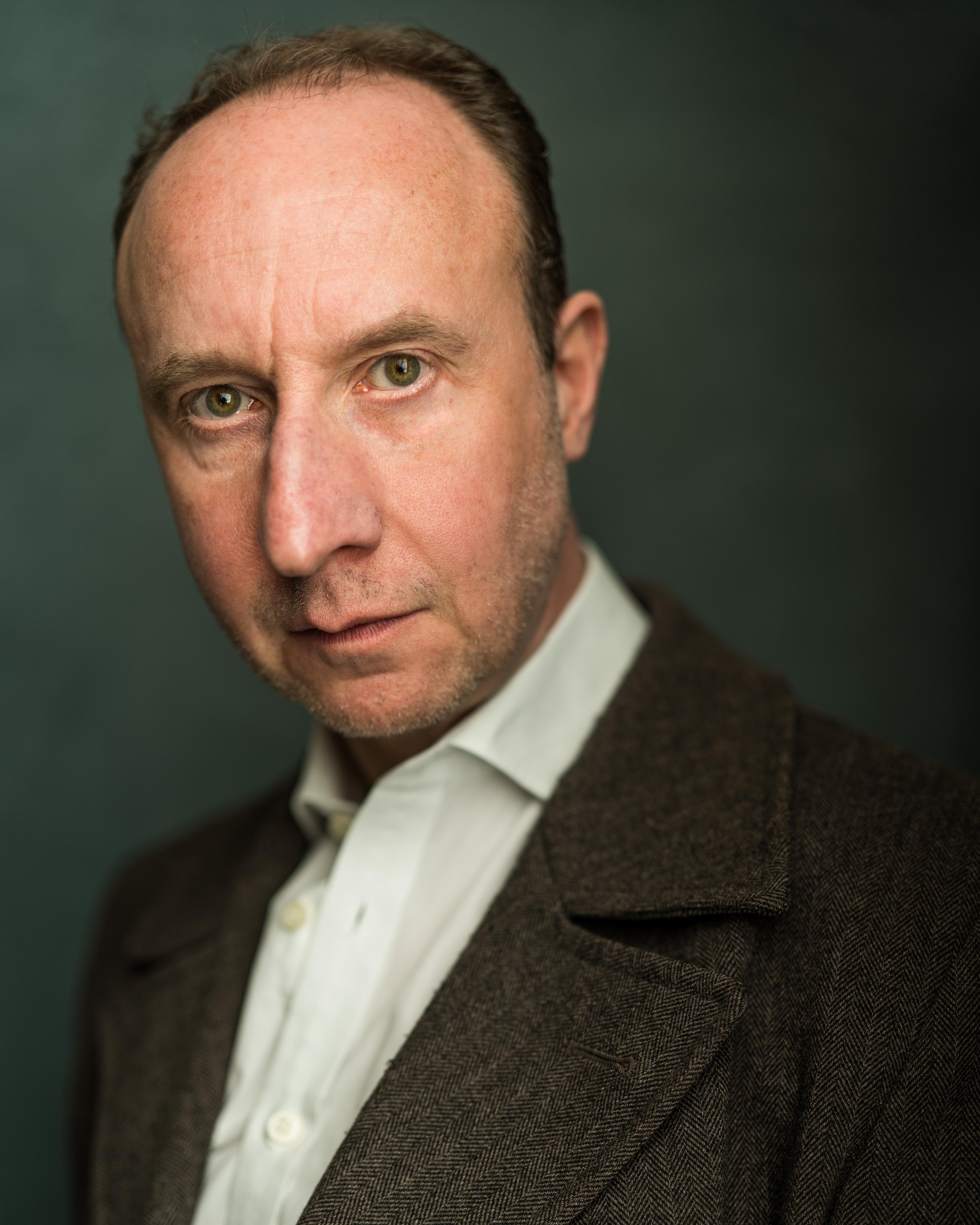 actor David Langham large photo