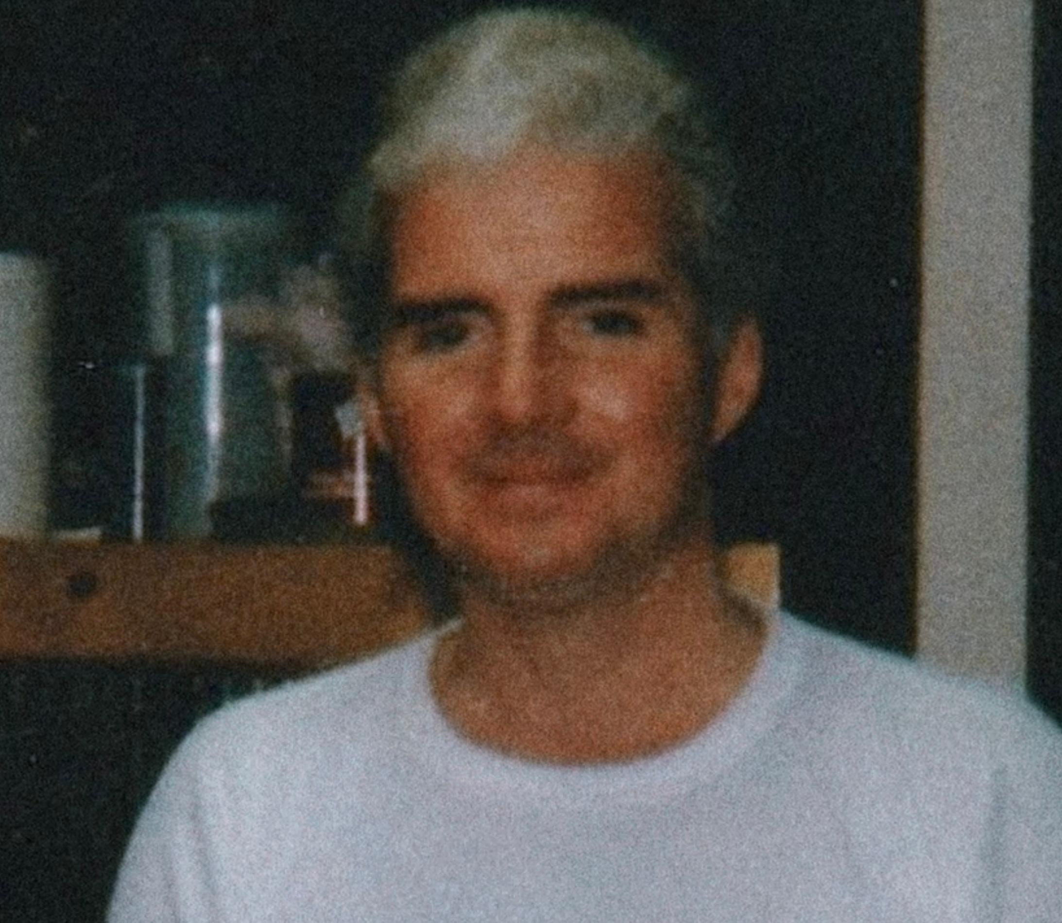 actor Alan Bono large photo