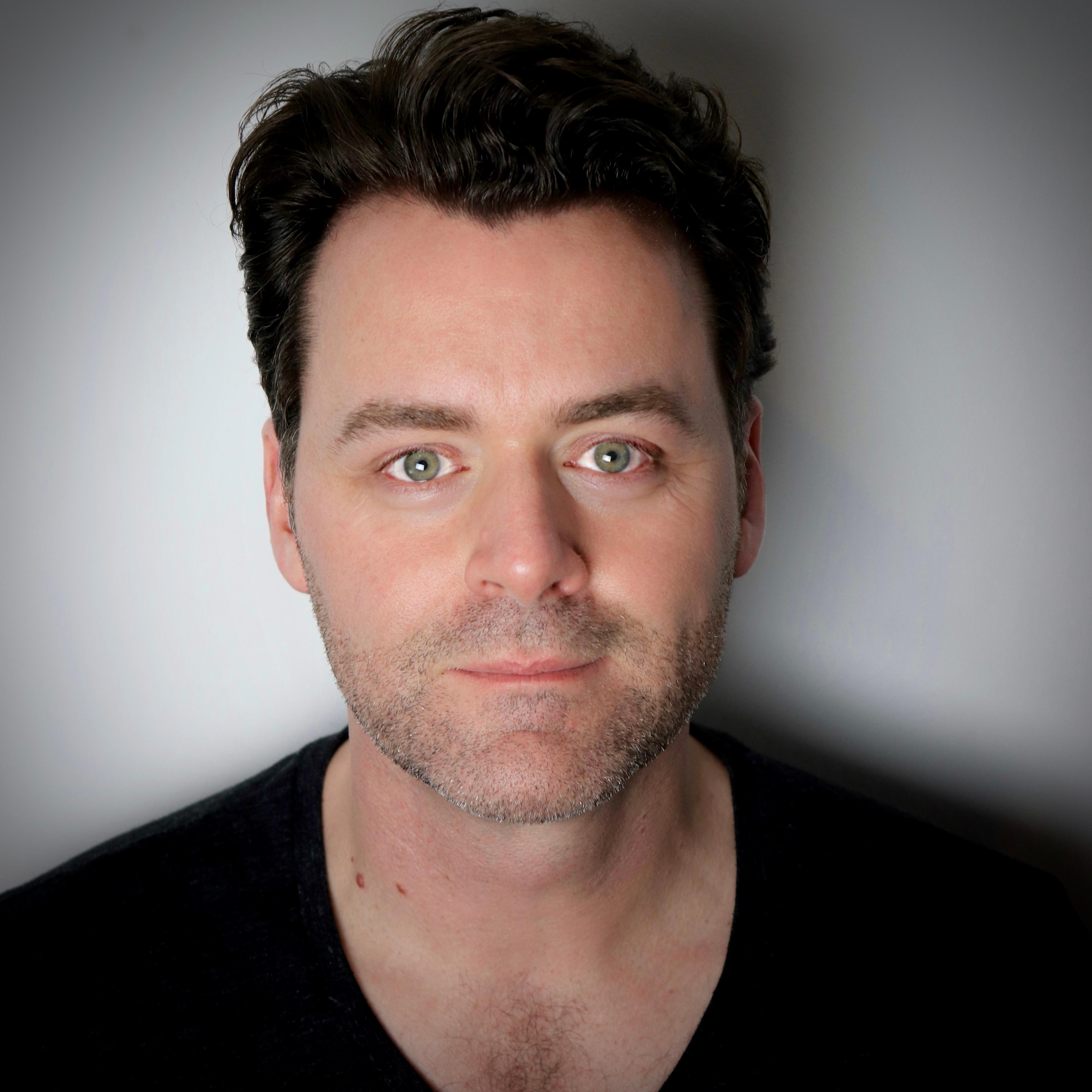 actor Marc Hockley large photo