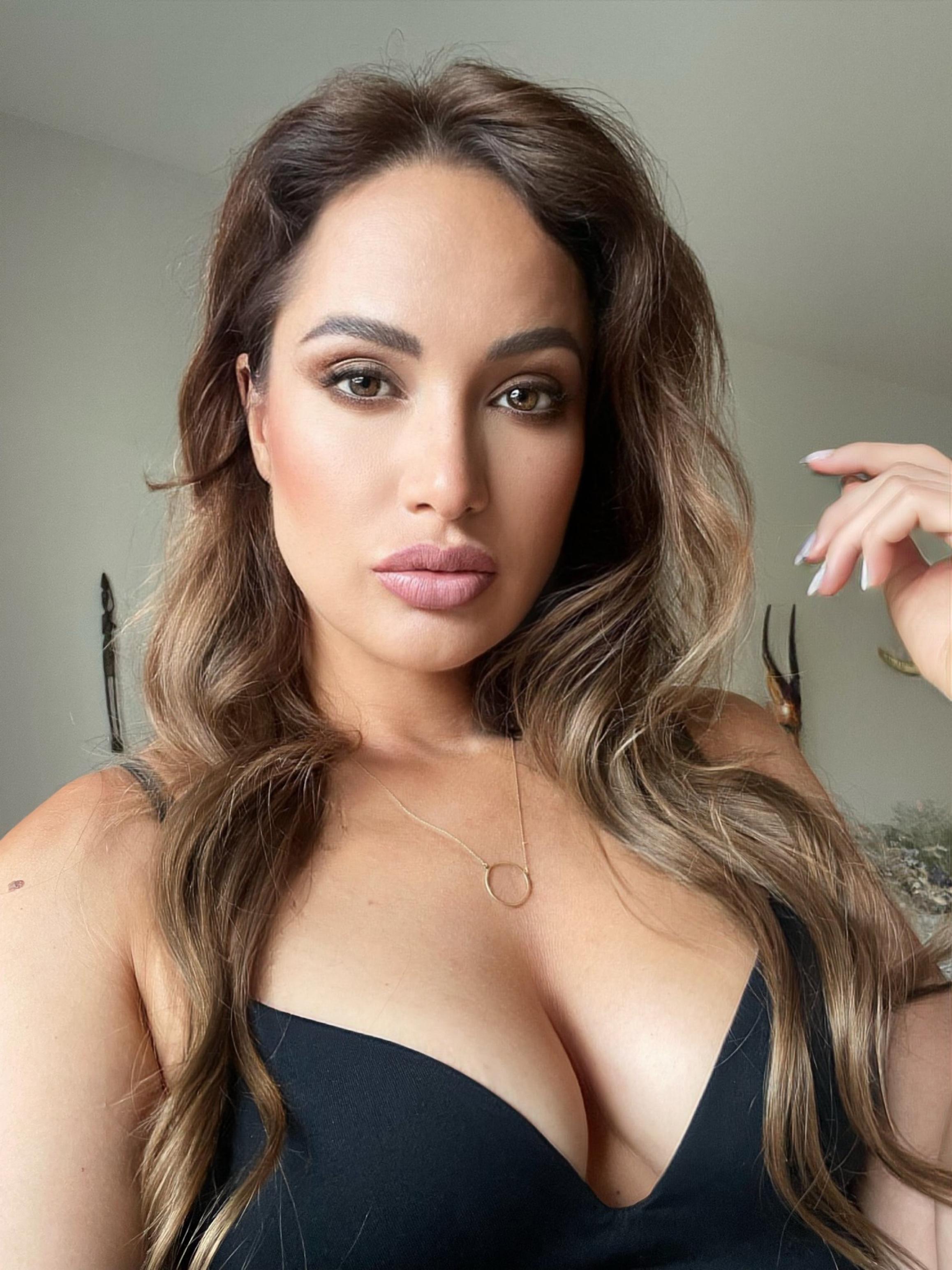 actor Karolína Krézlová large photo