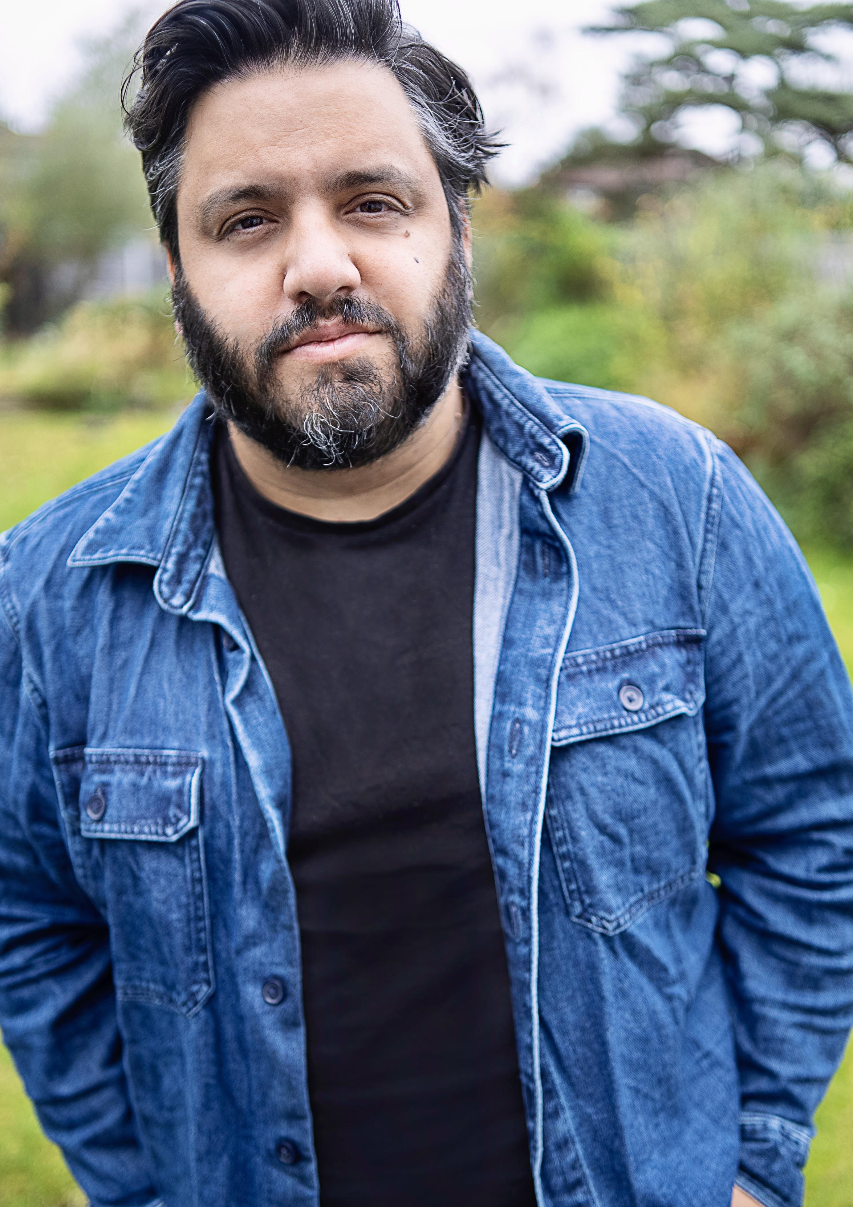 actor Nathan Amzi large photo