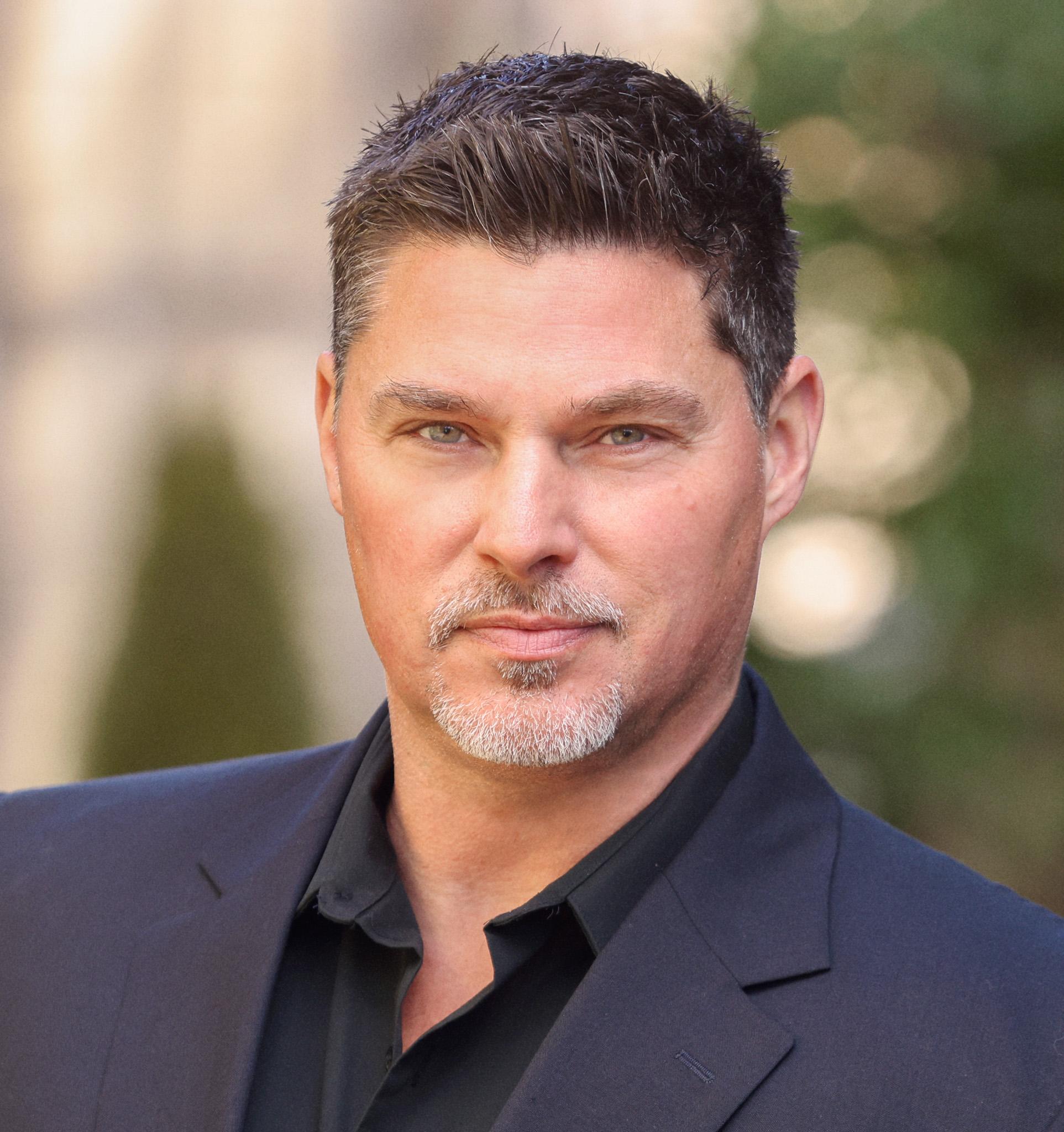 actor Shannon Gannon large photo