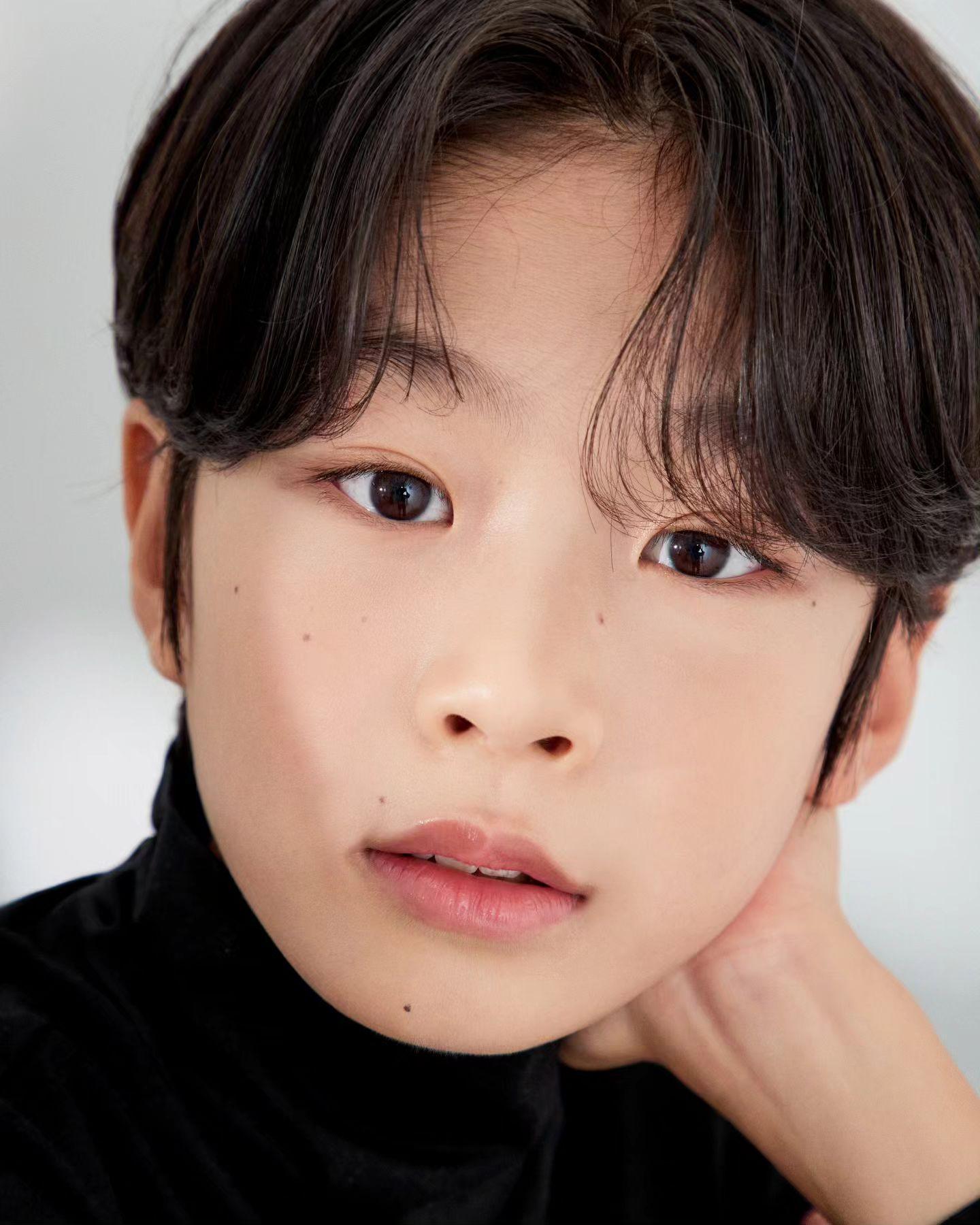 actor Lee Joo-won large photo