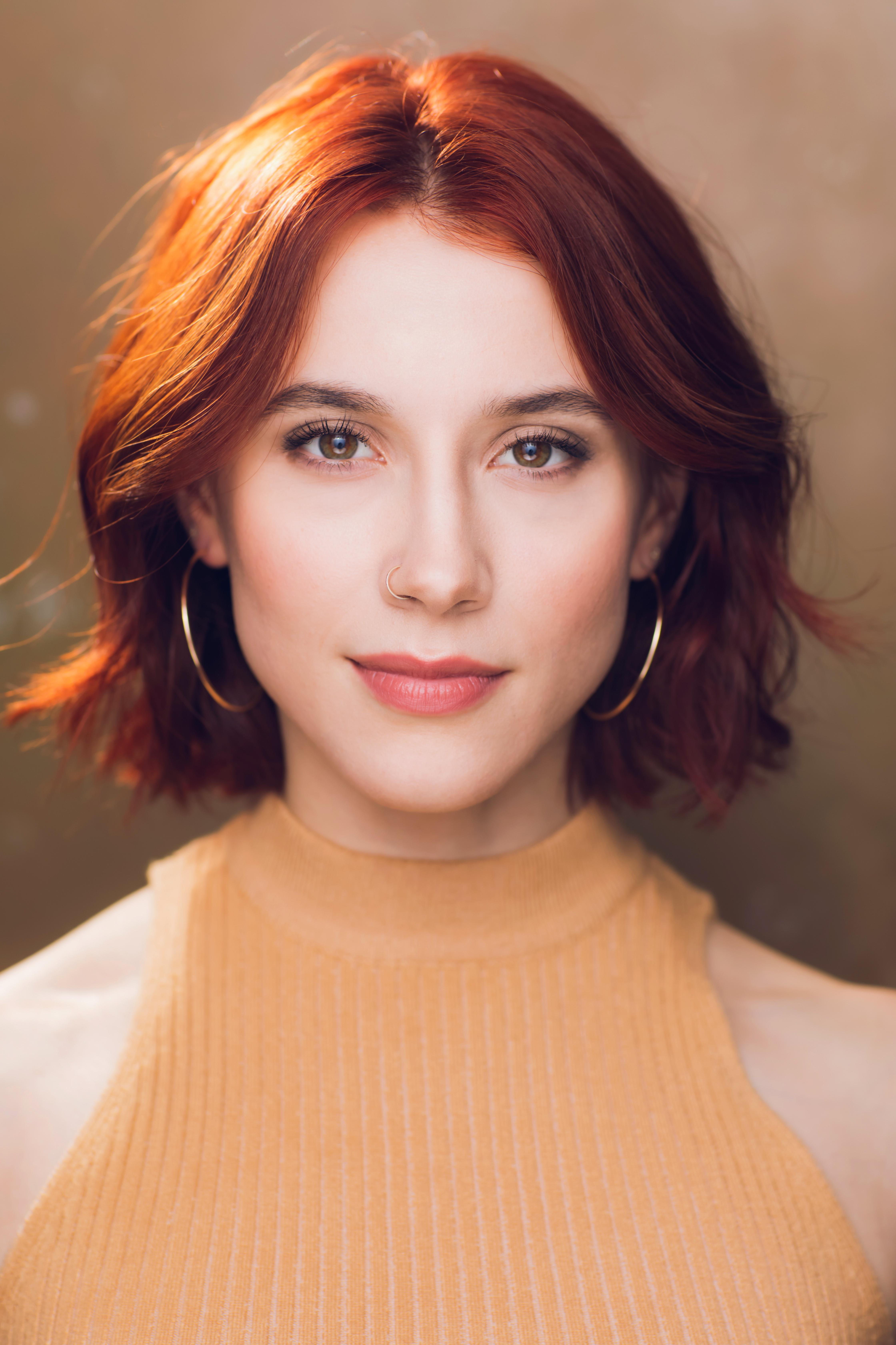 actor Kaitlyn Lunardi large photo