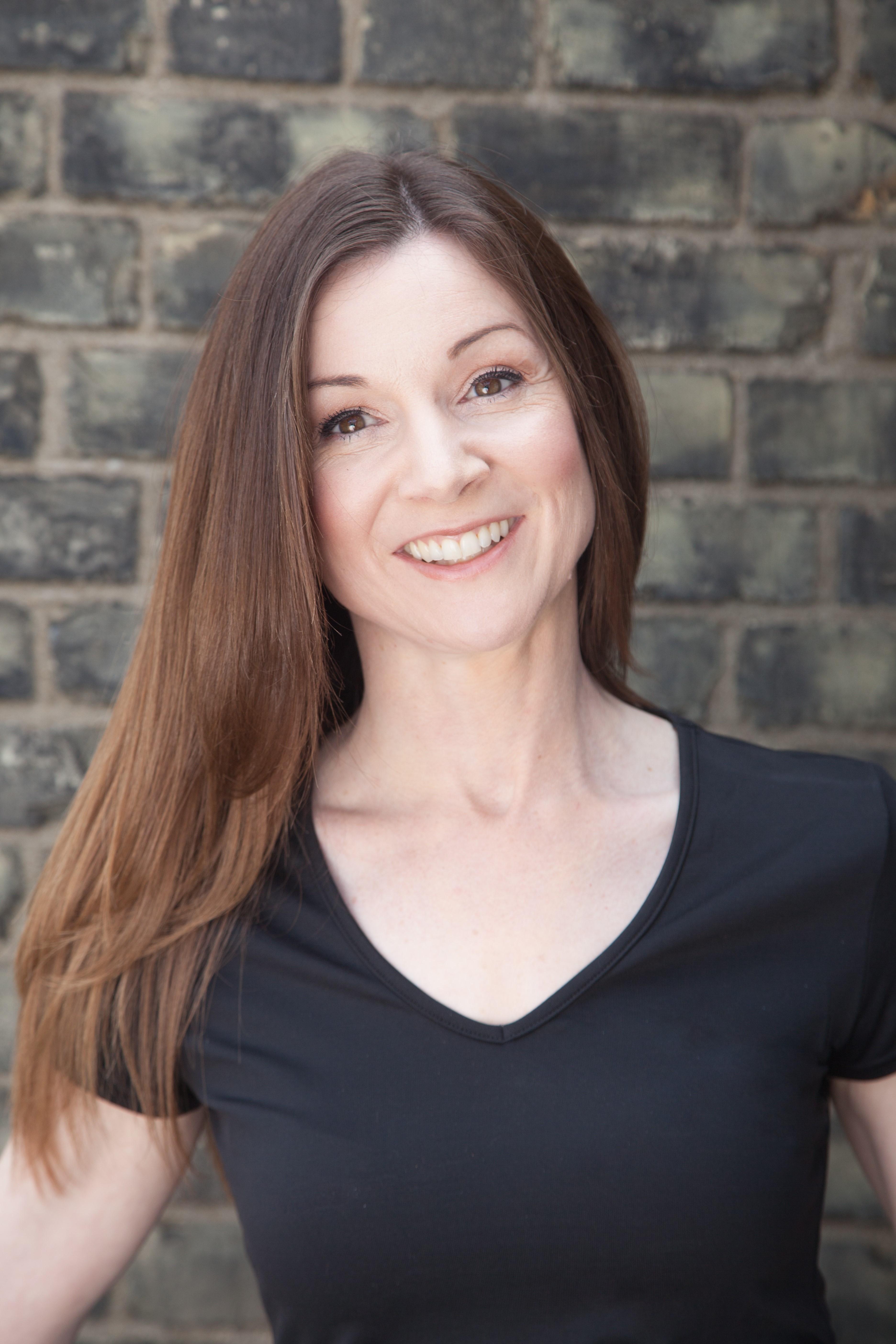 actor Tess Gustard large photo