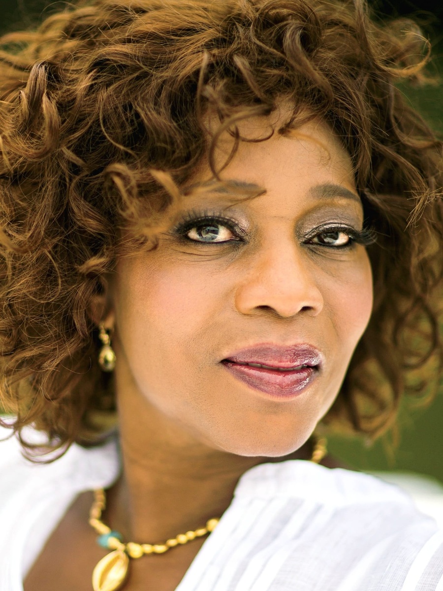 actor Alfre Woodard large photo