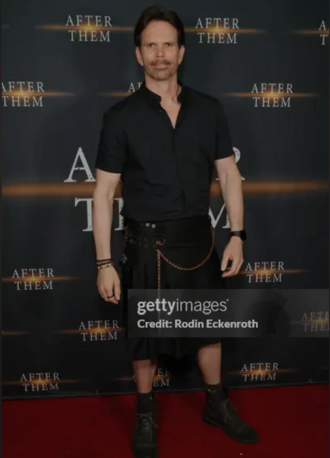 actor Devin Reeve large photo