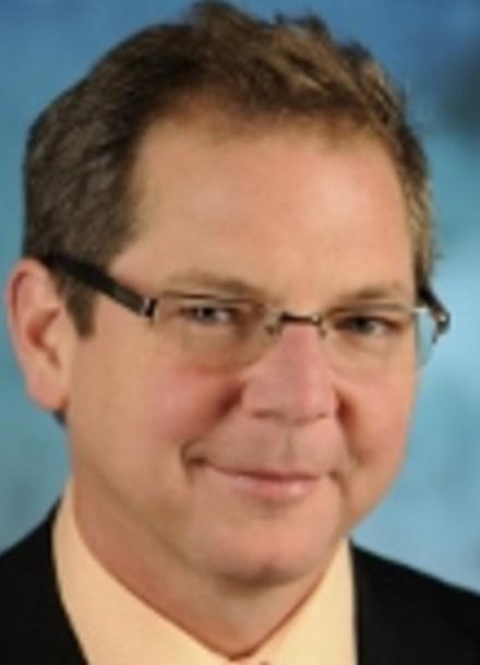 actor Louis Pérault large photo