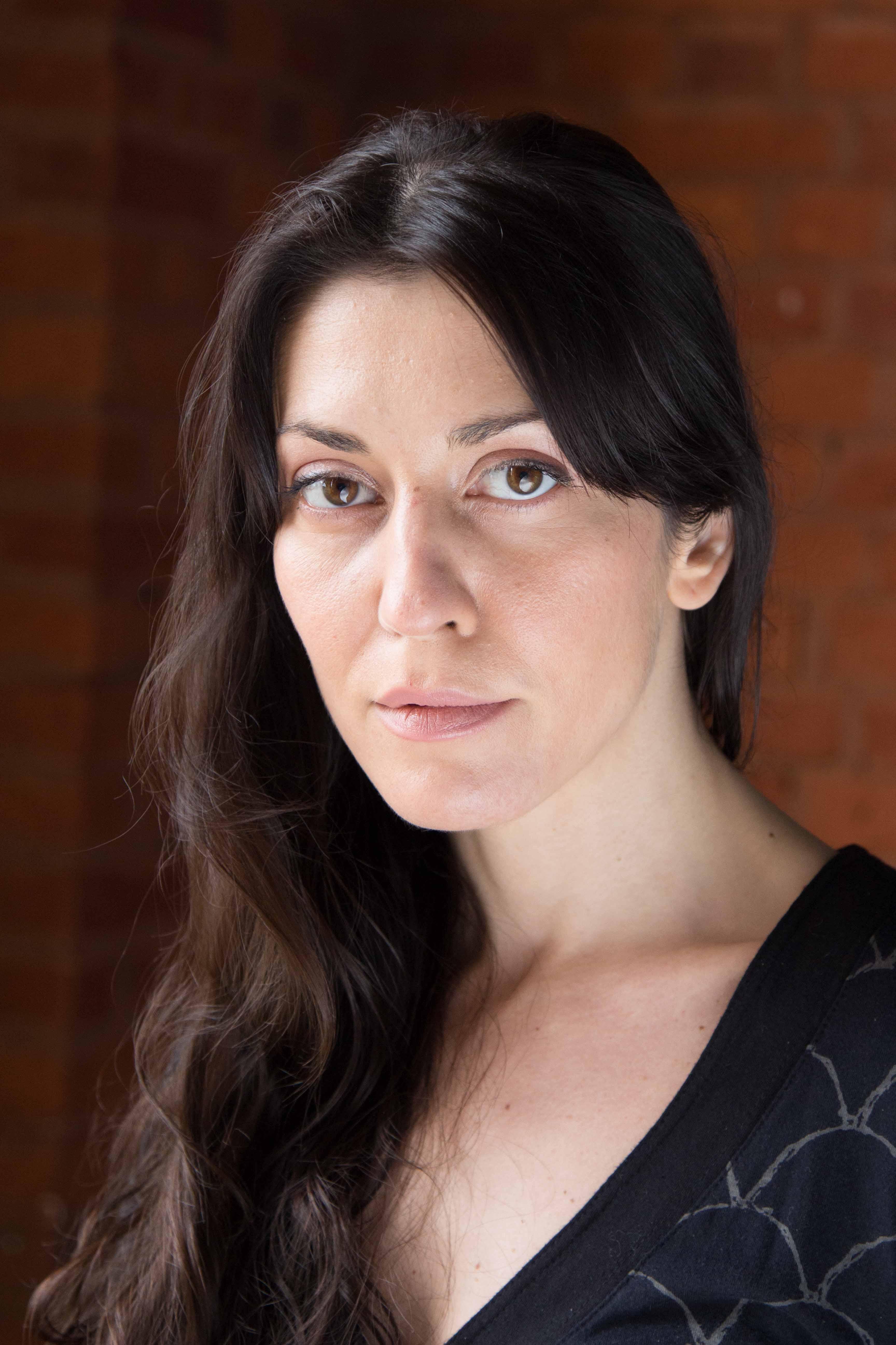 actor Andreea Paduraru large photo