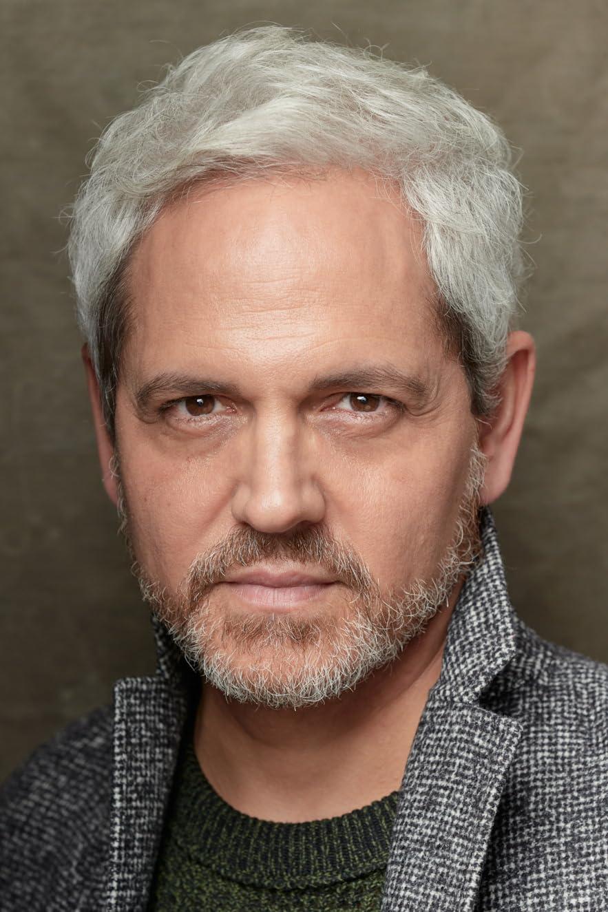 actor Ramón Garrido large photo