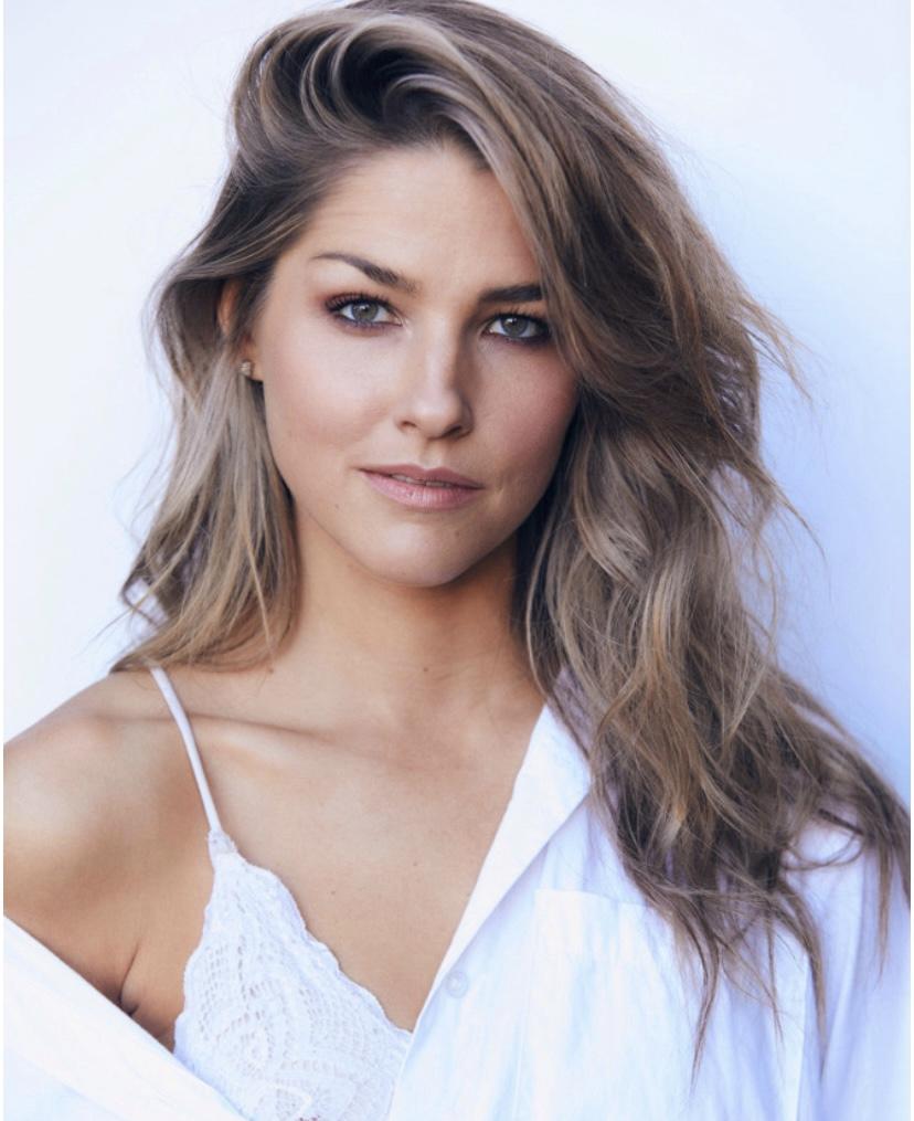 actor Brytnee Atkinson large photo