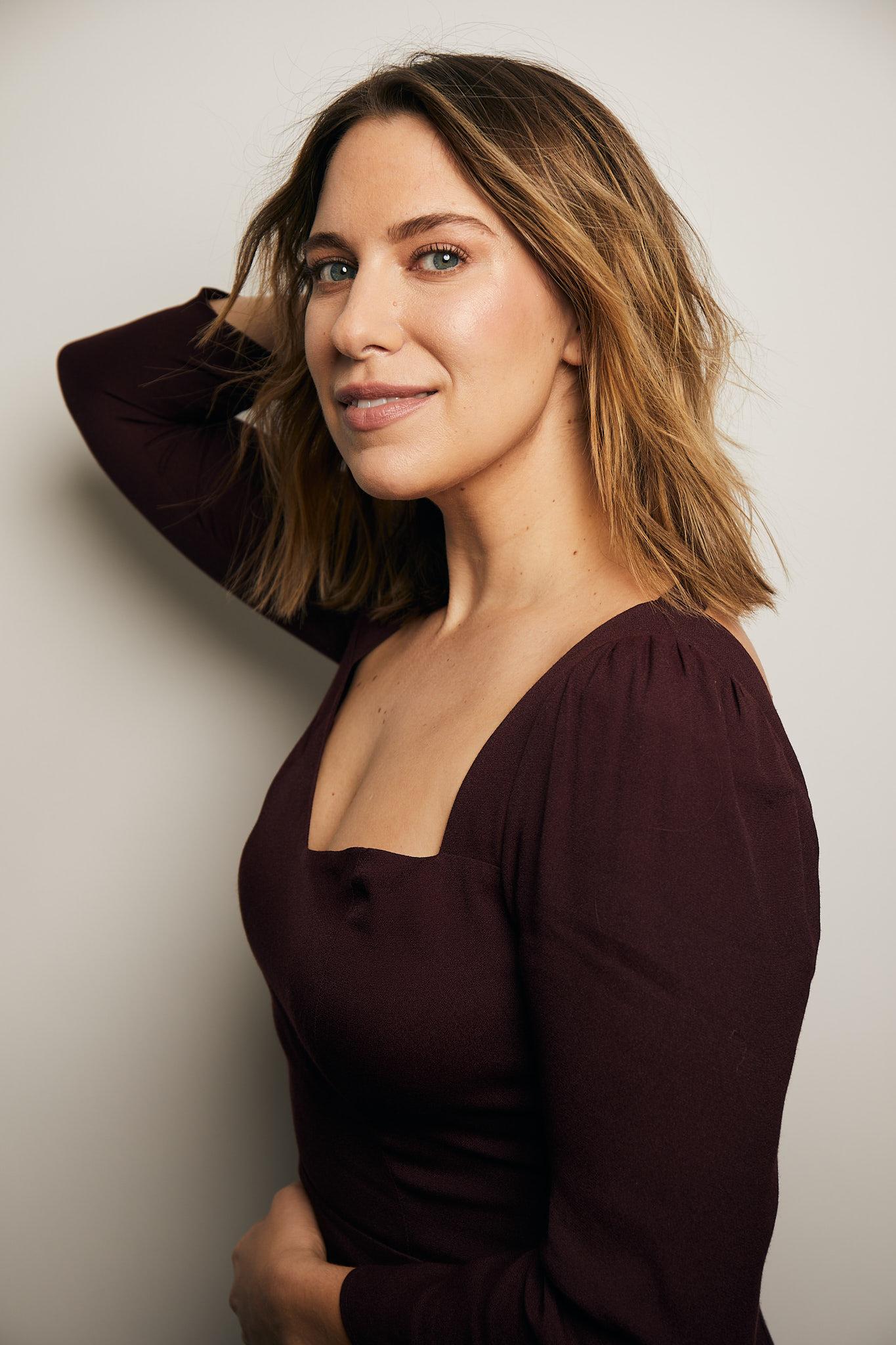 actor Allison Walter large photo