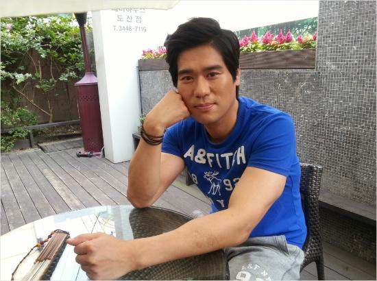 actor Seong-pil Kang large photo