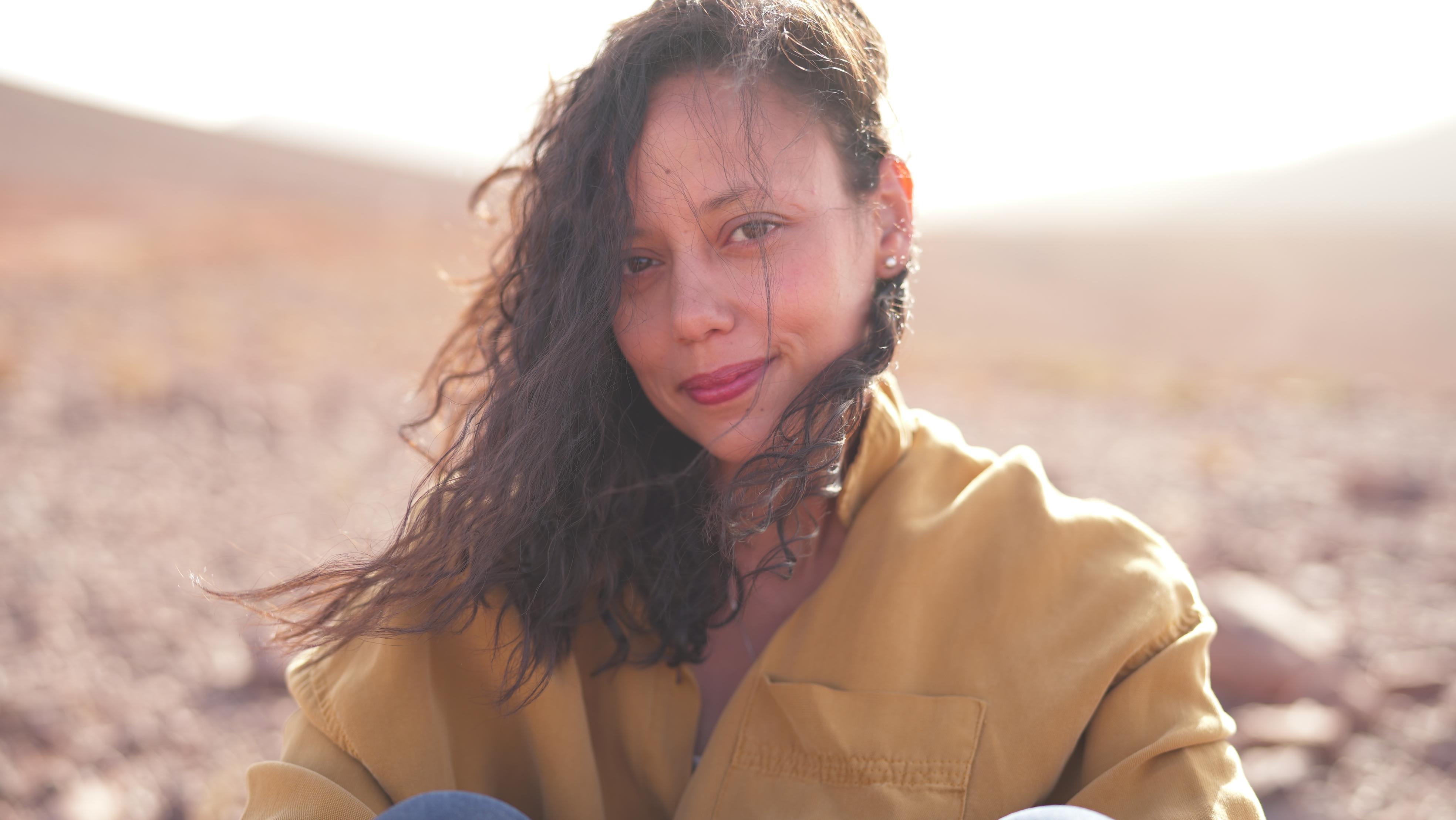 actor Nisrine Adam large photo