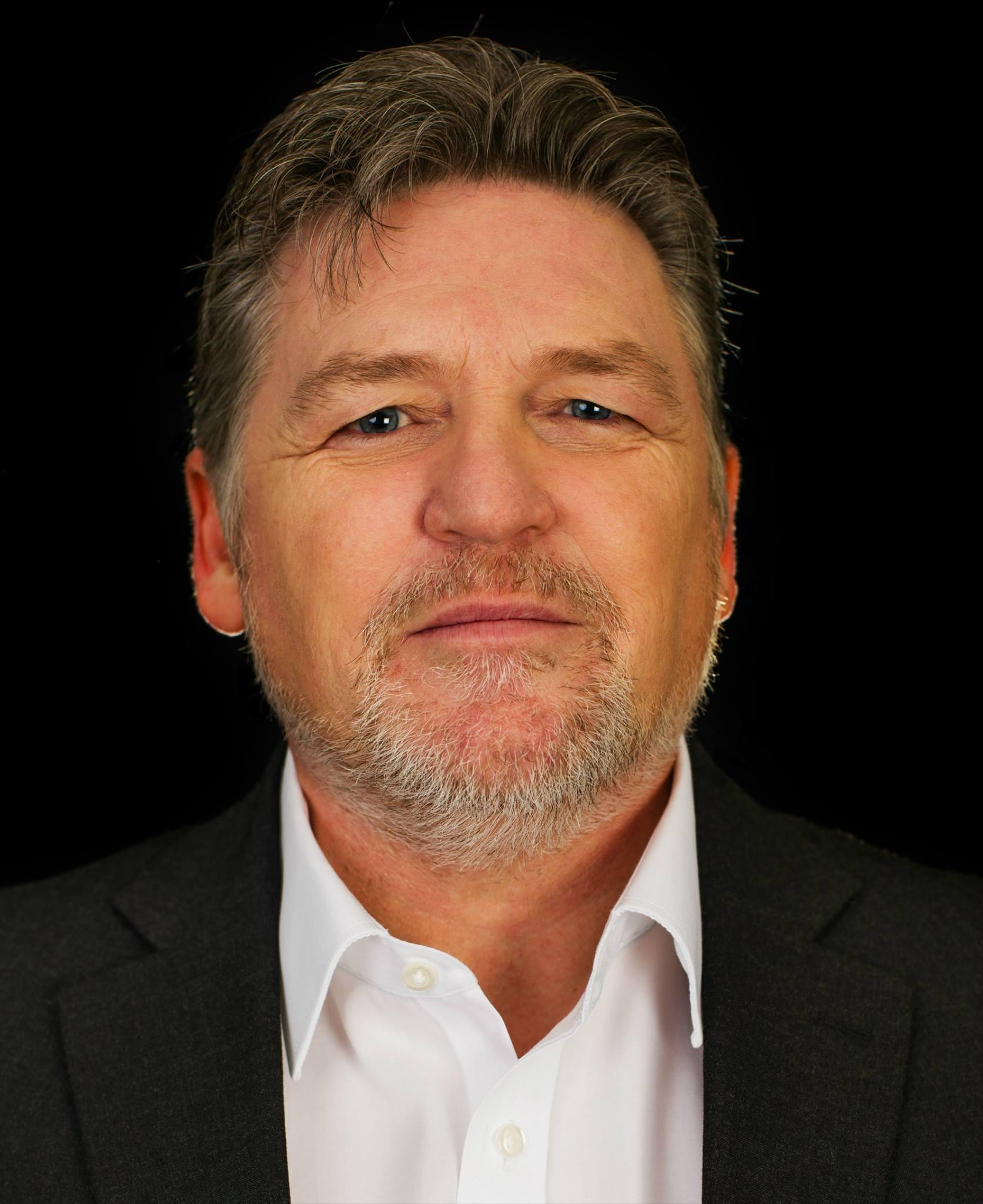 actor Tim J. Henley large photo