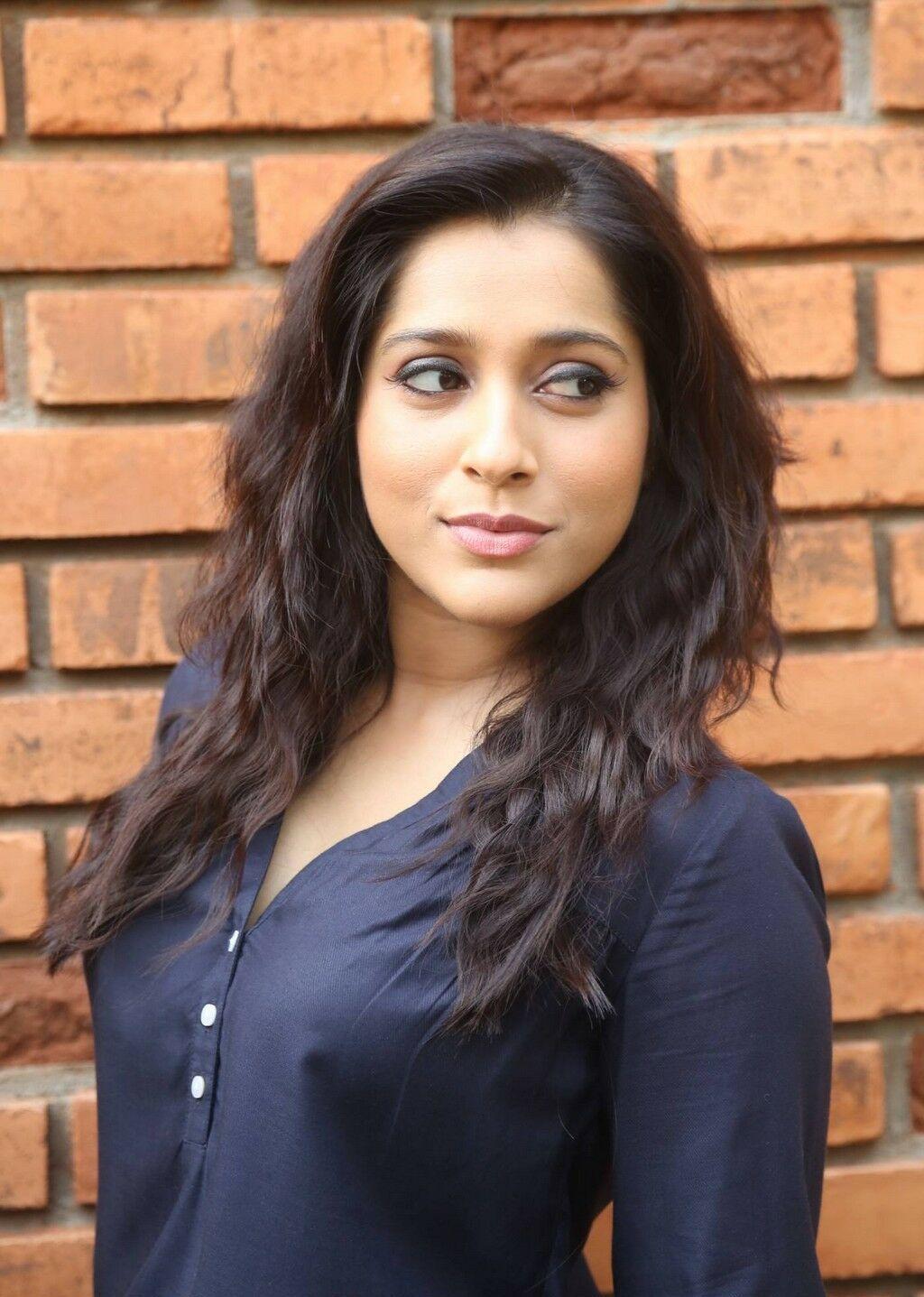actor Rashmi Gautam large photo
