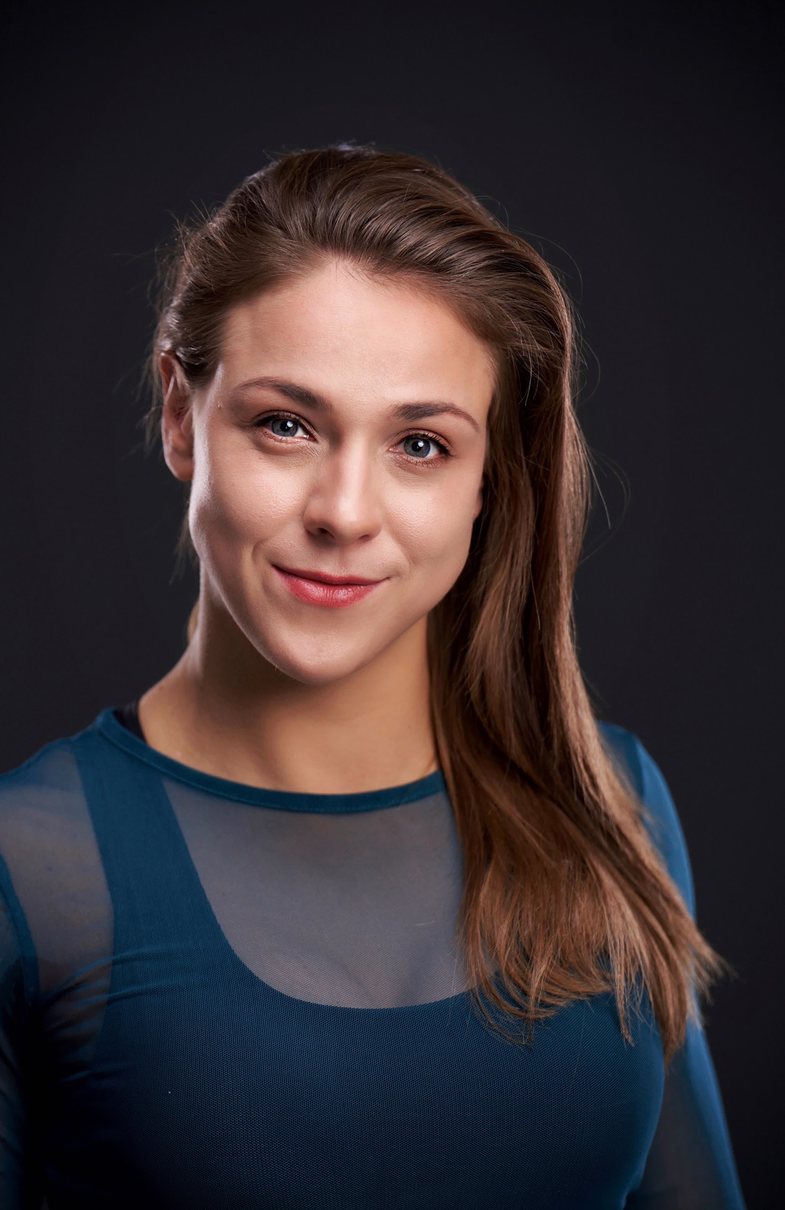 actor Myra Mala large photo