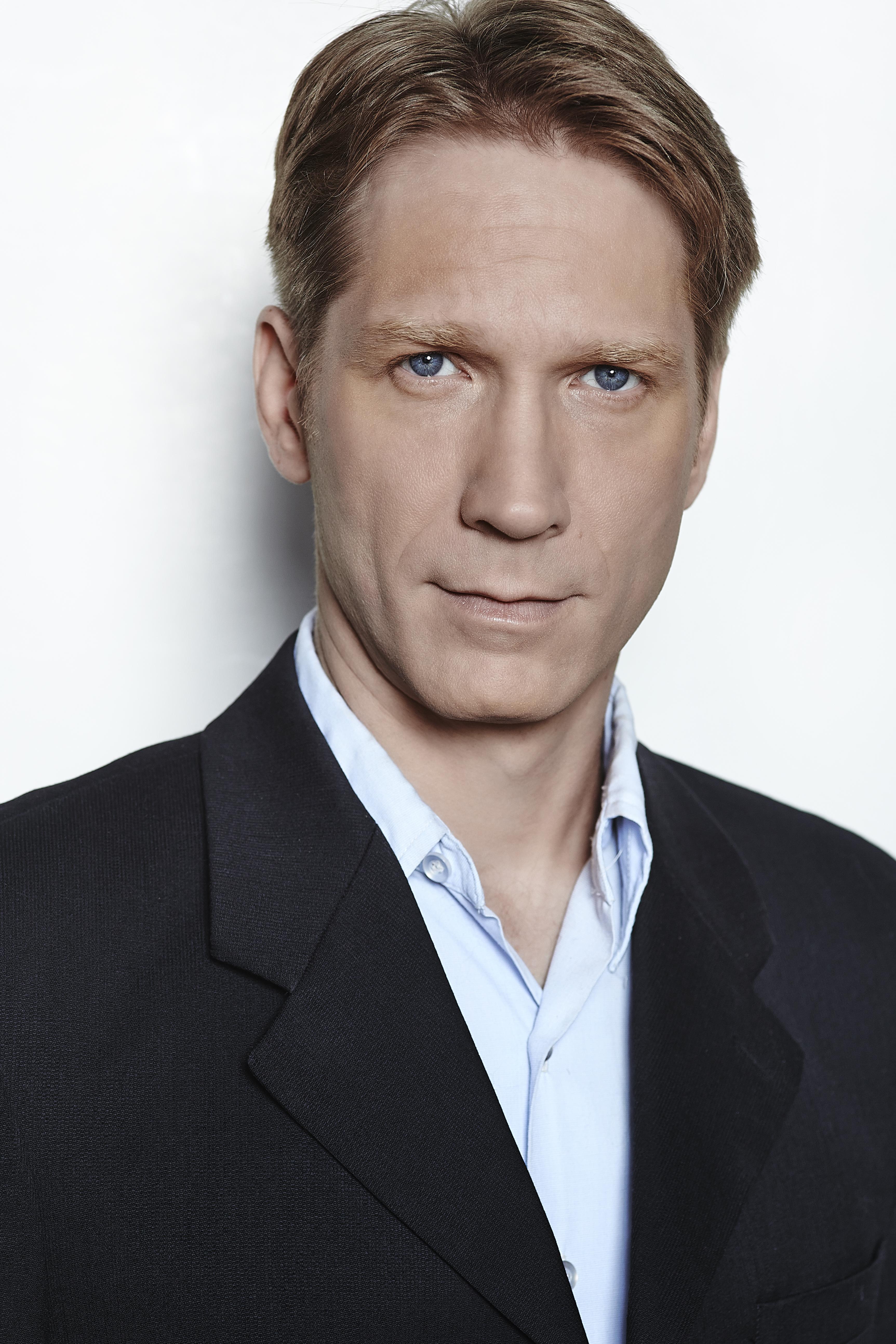 actor Eric Davis large photo