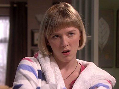 actor Beattie Edmondson large photo