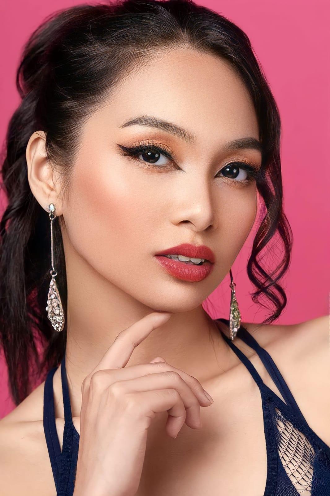 actor Aliyah Amor Diaz large photo