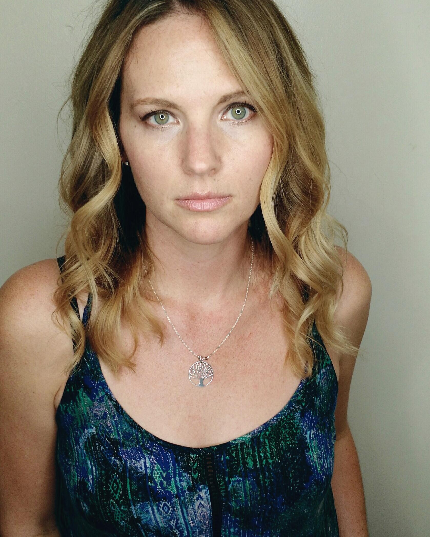 actor Amber Zion large photo