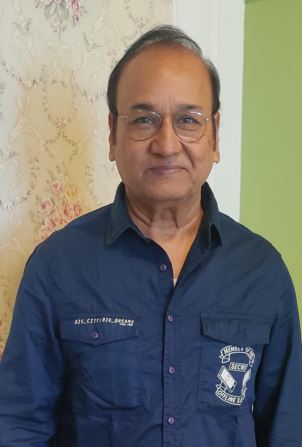 actor Raakeshh Dubey large photo