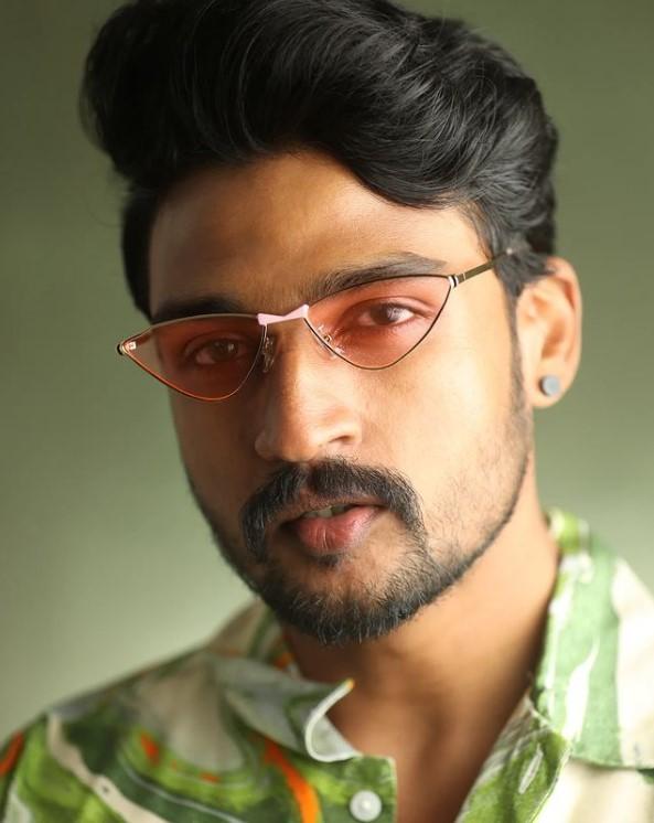 actor Bala Hasan large photo