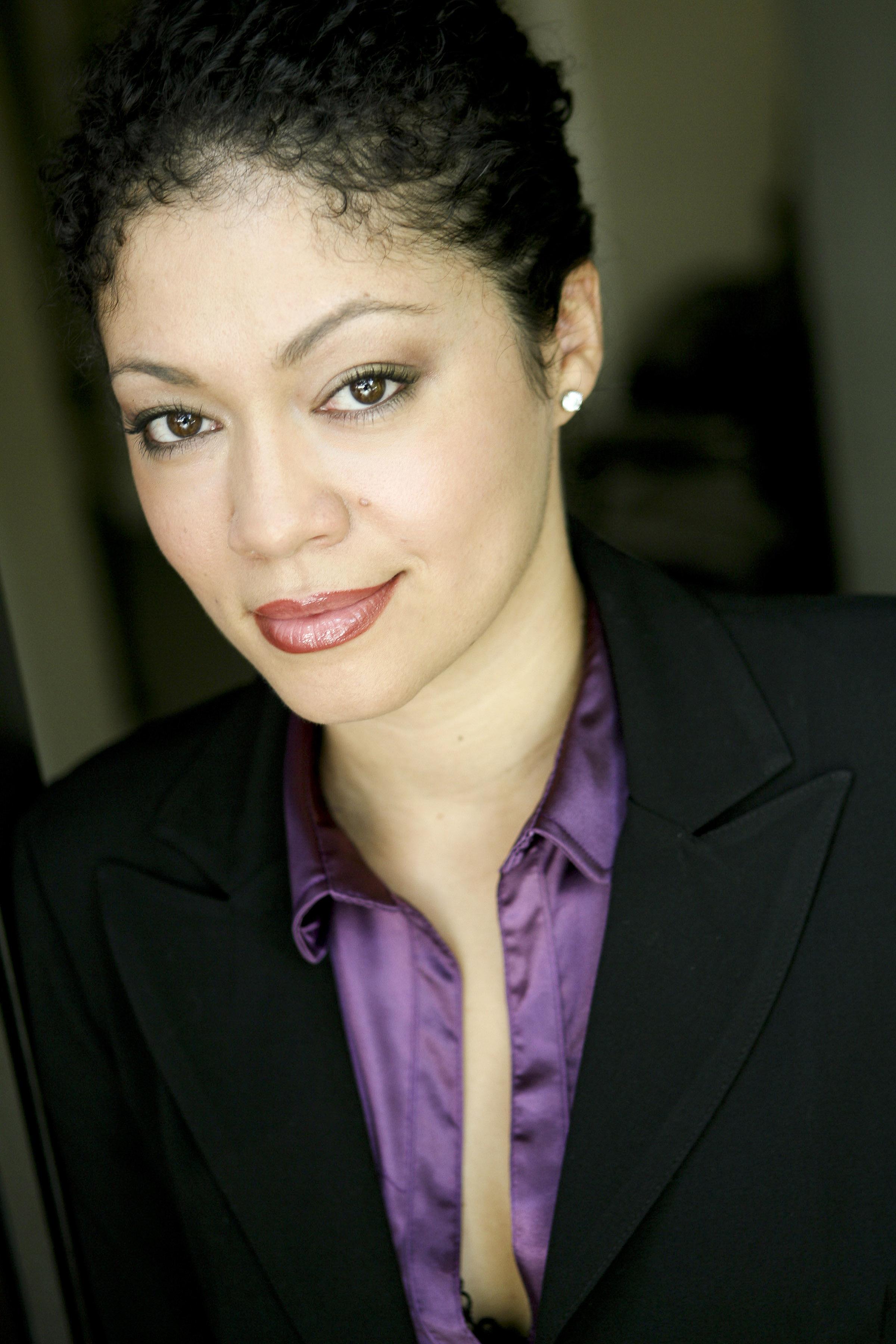 actor Anica Barbosa large photo